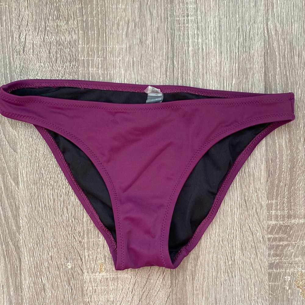 Victoria’s Secret Bikini Bottoms XS